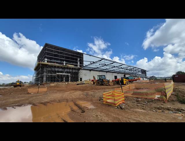 7,282M² WAREHOUSE TO LET IN JET PARK